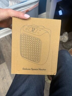 Luxe Deluxe Space Heater - Brown Packaging